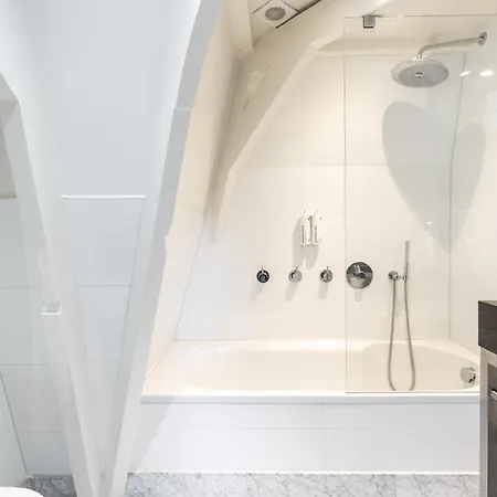 Numa Helmers 4* Amszterdam
