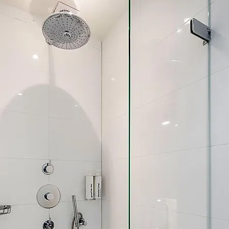 Numa Helmers Aparthotel
