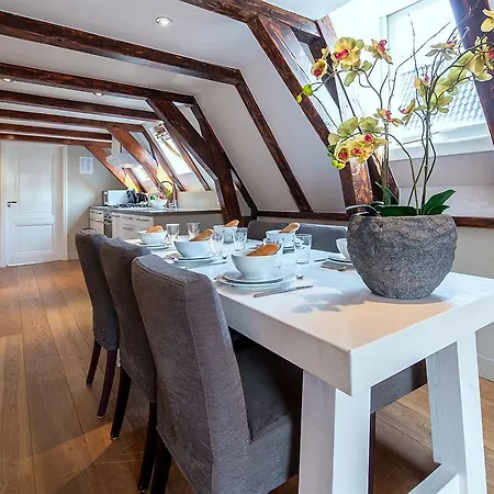 Numa Helmers Amsterdam