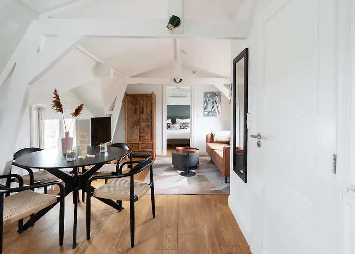 Numa Helmers 암스테르담