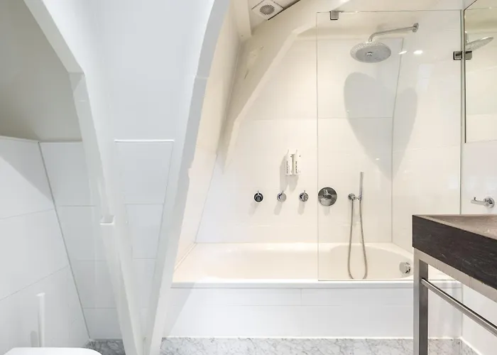 Numa Helmers 4* 암스테르담