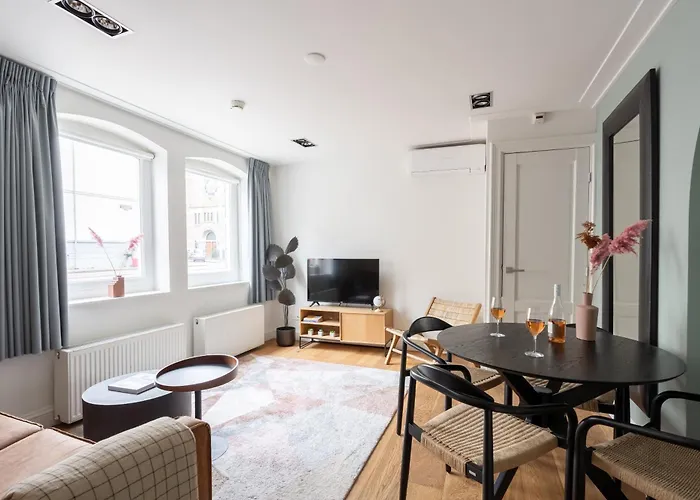 Numa Helmers 아파트호텔 4*