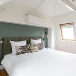 Numa Helmers 4*